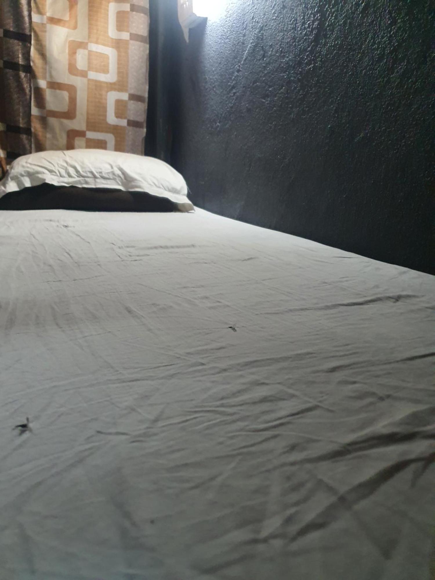 Bapuji Dormitory Hostel Bombay Extérieur photo